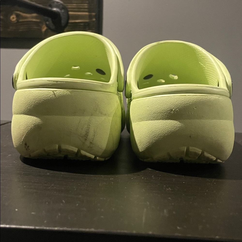 Crocs Green Clogs - Picture 5 of 5